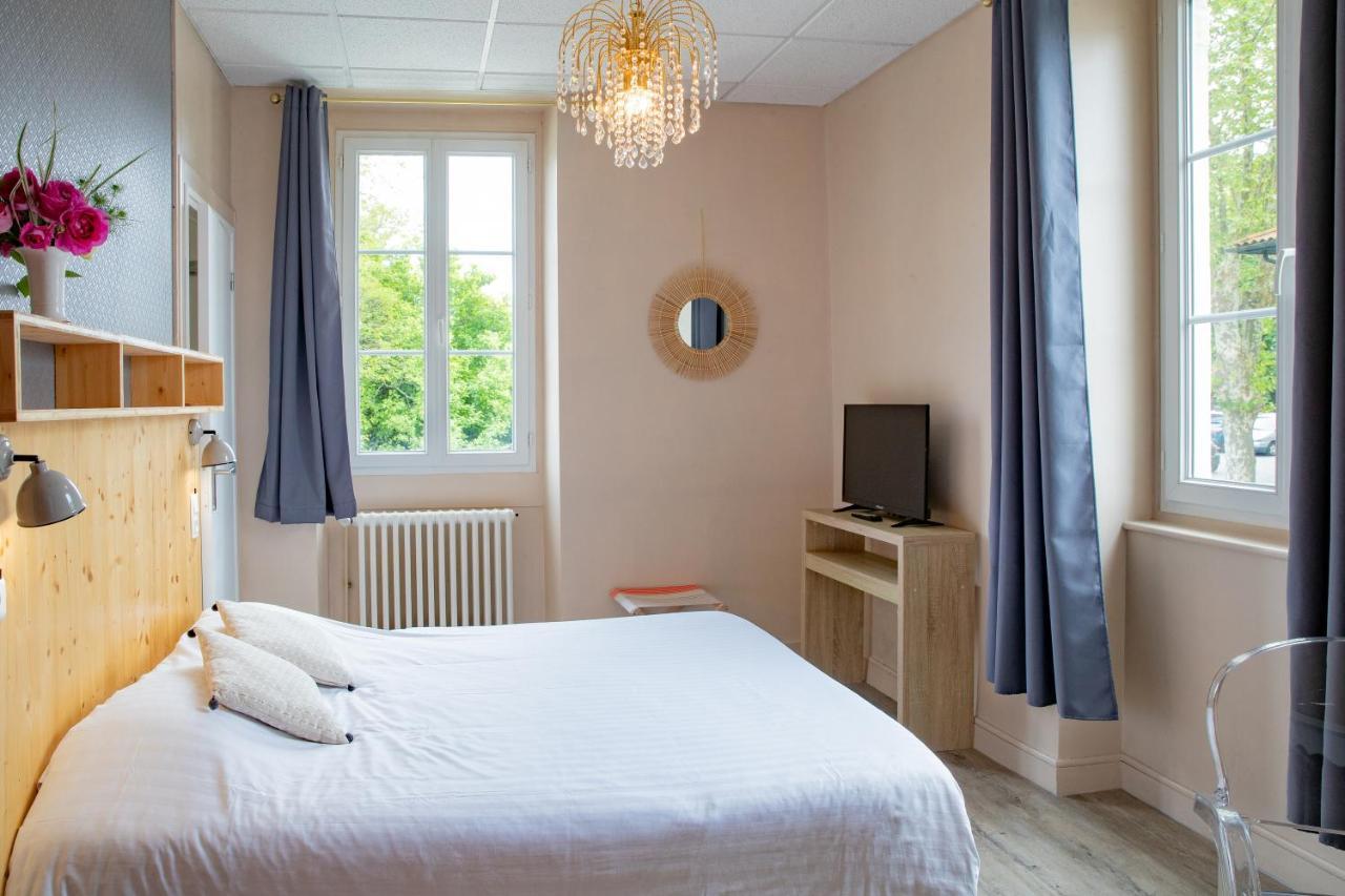Hostellerie Du Parc Cambo-les-Bains Ngoại thất bức ảnh