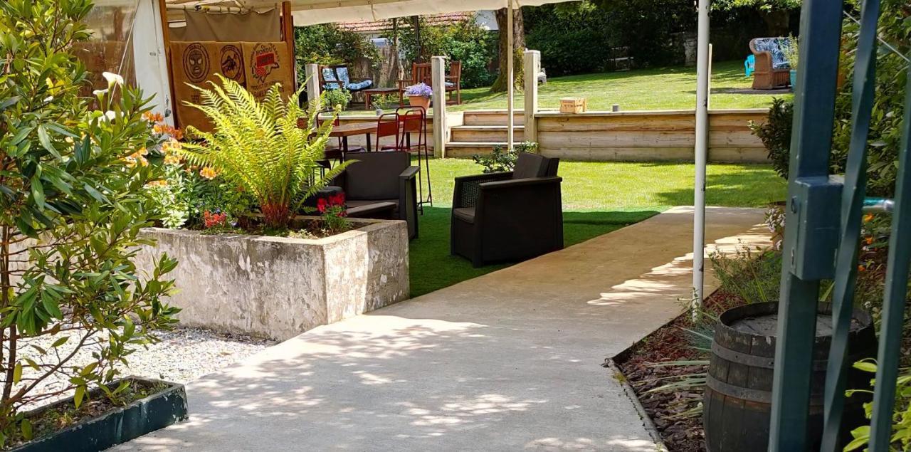 Hostellerie Du Parc Cambo-les-Bains Ngoại thất bức ảnh