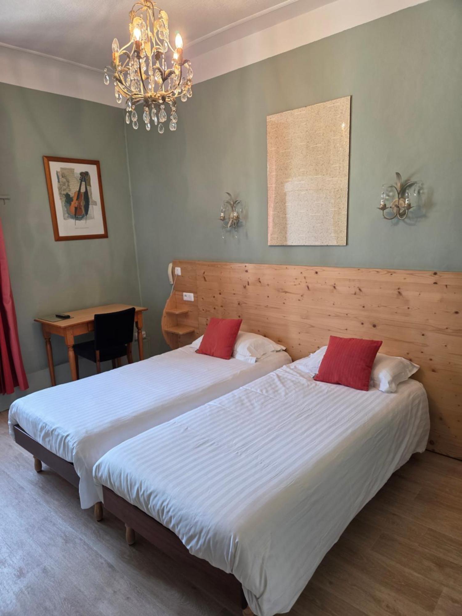 Hostellerie Du Parc Cambo-les-Bains Ngoại thất bức ảnh