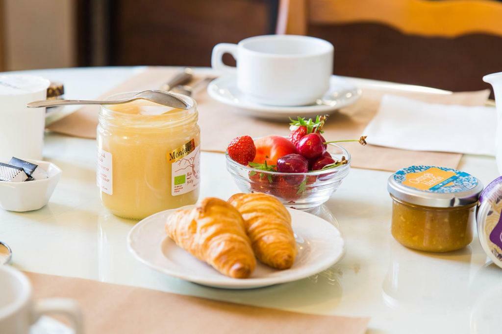 Hostellerie Du Parc Cambo-les-Bains Ngoại thất bức ảnh